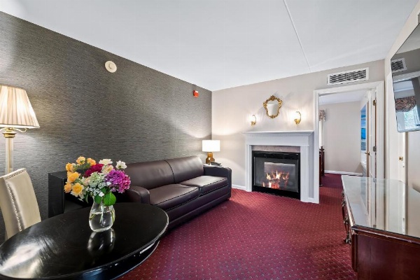 John Carver Inn & Spa image 24